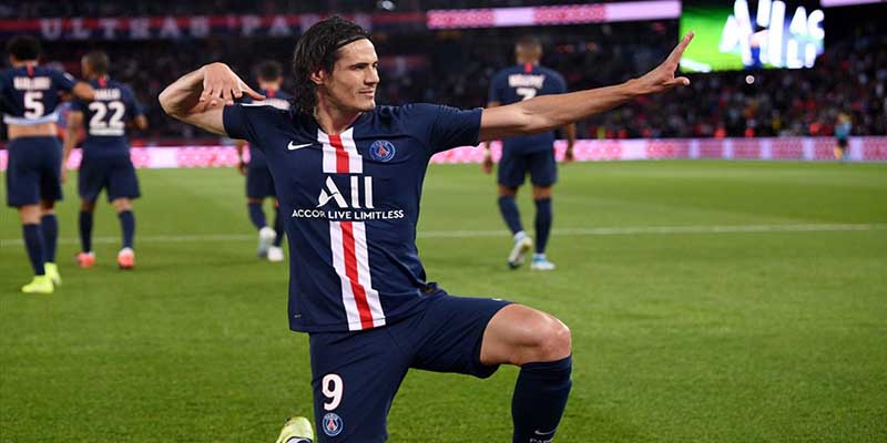 Edinson Cavani có sự nghiệp thành công tại PSG